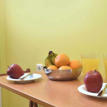 Cozy And Cute Apartment At Kolonaki Athens Luaran gambar